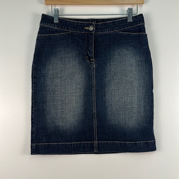 Bebe Distressed Dark Denim Pencil Skirt Size 25 - Picture 2 of 6